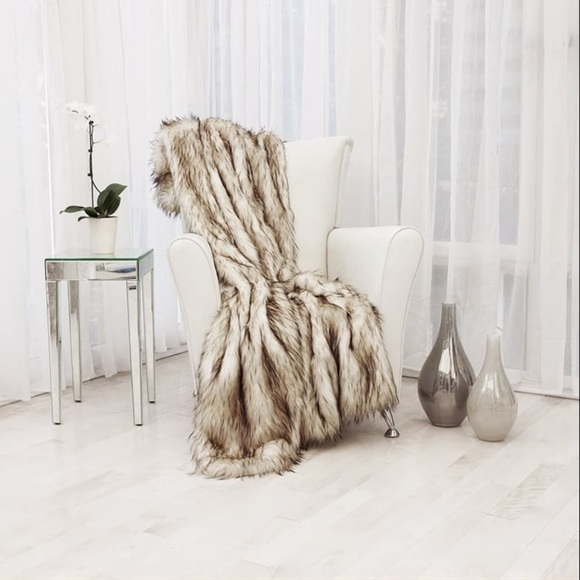 RARE Wild Mannered by Kenn Sporn Faux Burned Fur Lounge Throw